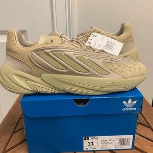 Adidas Ozelia Men’s Shoes - Size 11